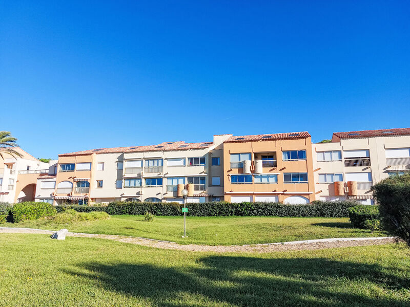 Les Marines D'Aryana