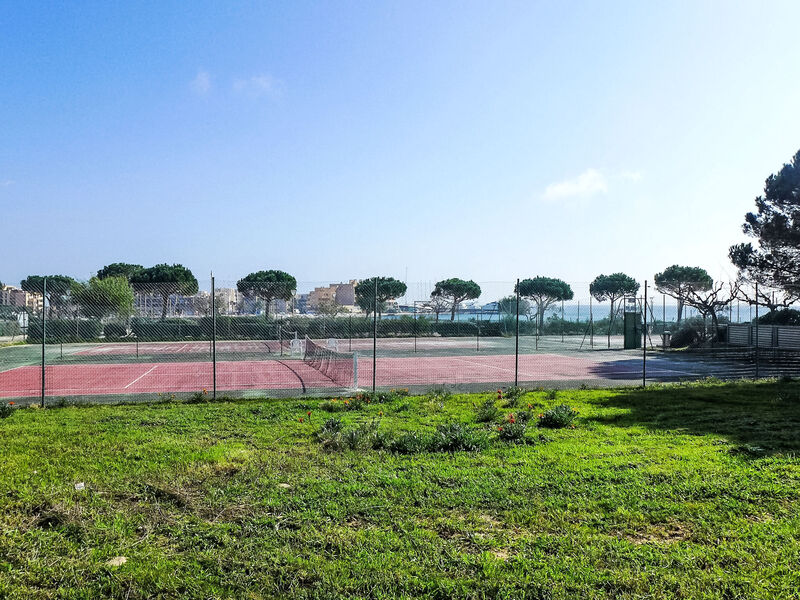 Les Rives De La Favière