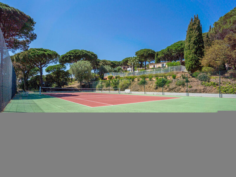 Domaine Des Restanques