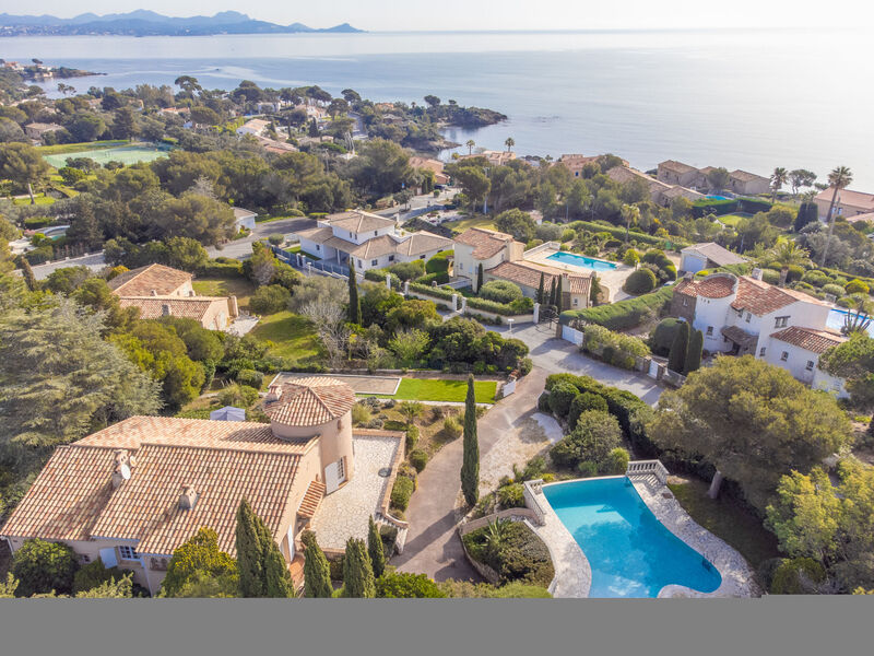 L'Escarpe Des Arbousiers