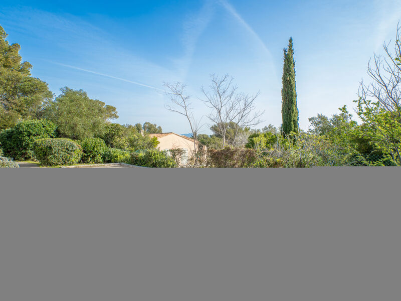 L'Escarpe Des Arbousiers