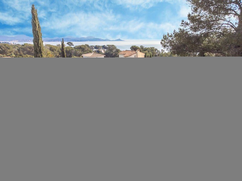 L'Escarpe Des Arbousiers