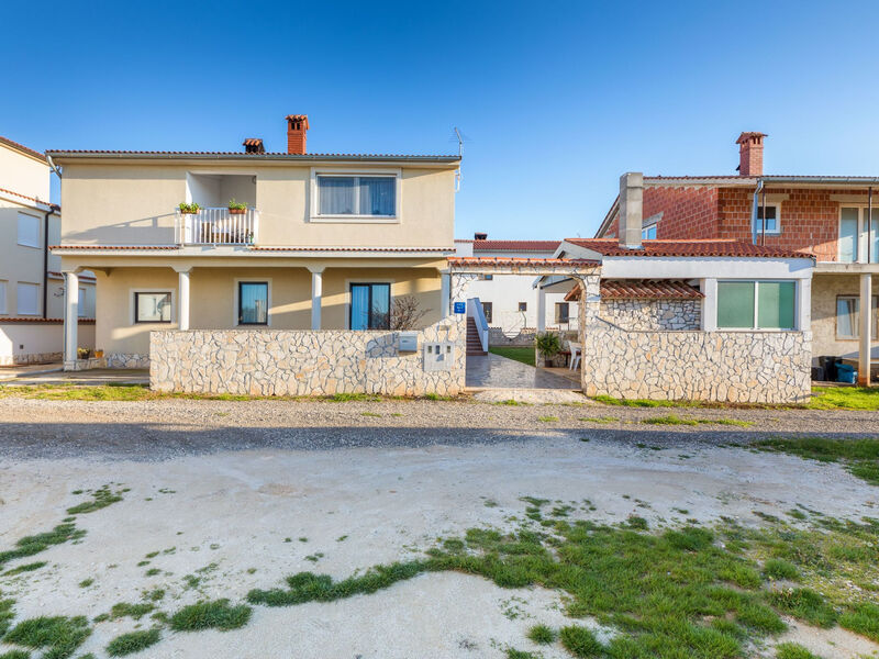 Solea, Dorf Valbandon