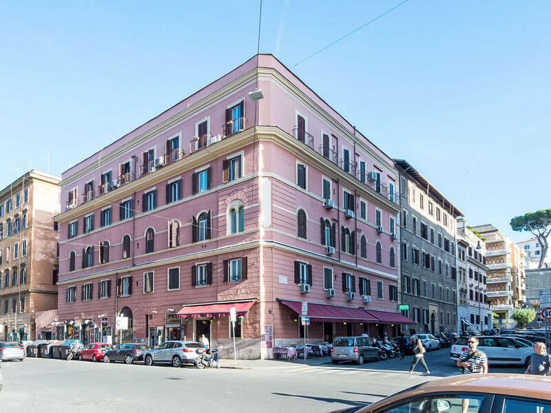 Regina'S House - St Peter