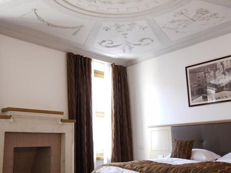 Hotel Portici