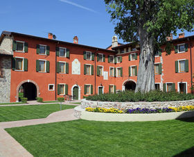 Residence Borgo Mondragon