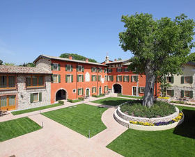 Residence Borgo Mondragon