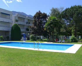Garden Surf Residence