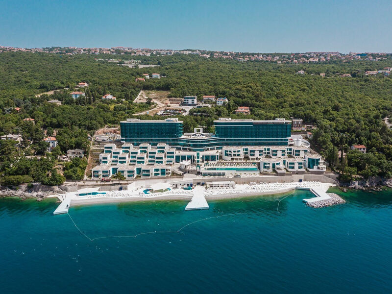 Hilton Rijeka Costabella Beach Resort & Spa