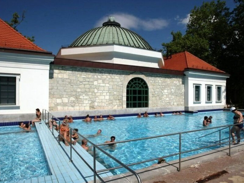 Hunguest Hotel Flóra