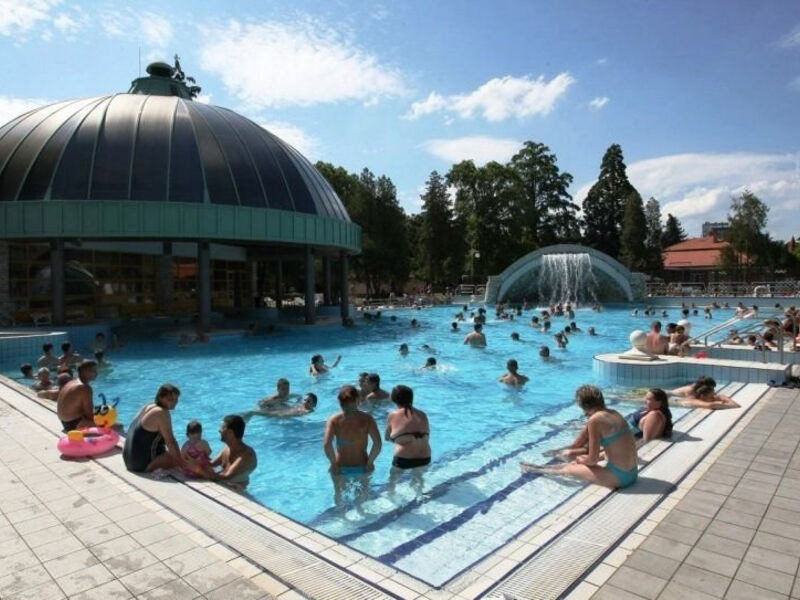 Hunguest Hotel Flóra