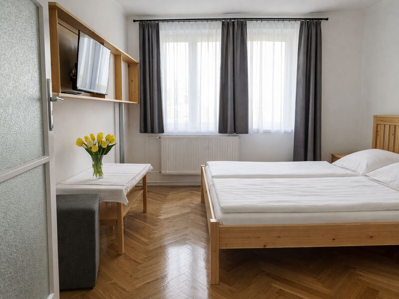 Aqua Szallo (Margaréta)