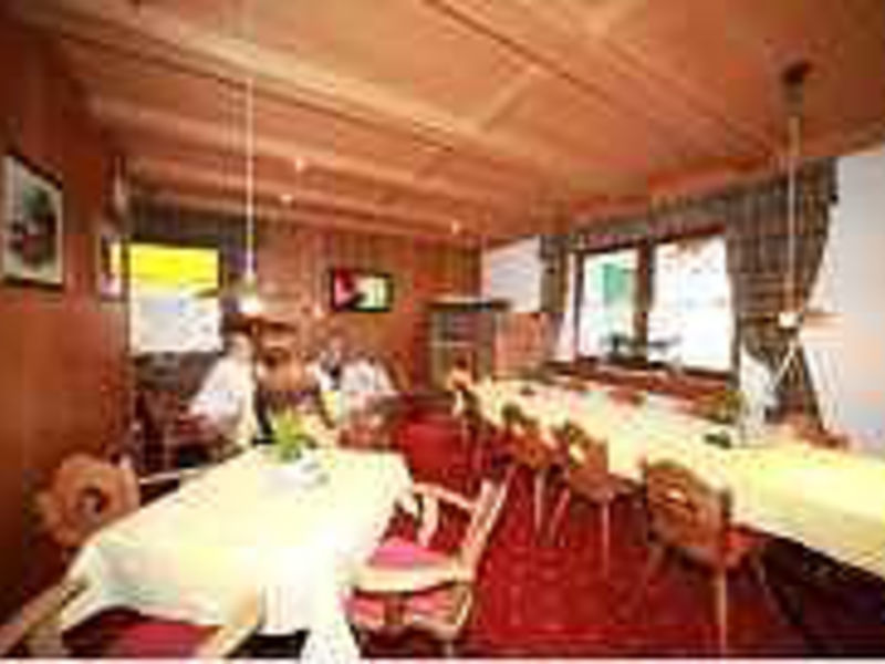 Familienhotel/Pension Rotspitz