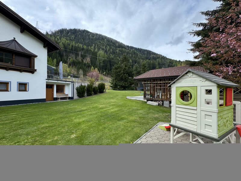 Frau Sieglinde Jordan