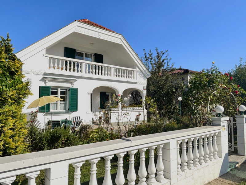 Großmutters Ferienhaus