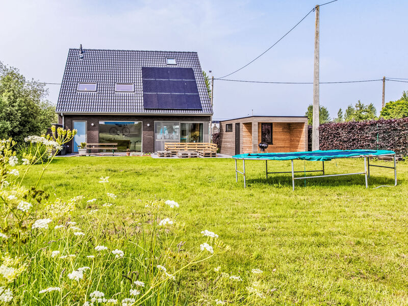 Vila Vosseslag - garage and big garden