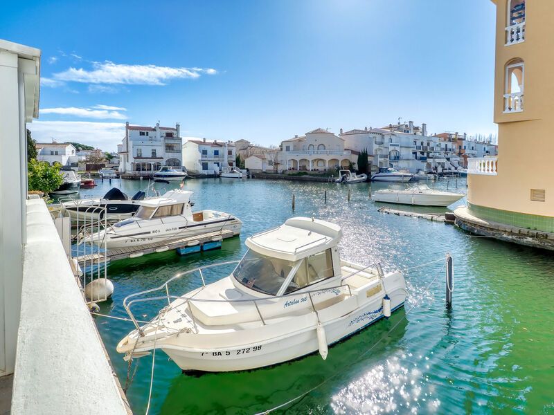 Port Empuries 31-33