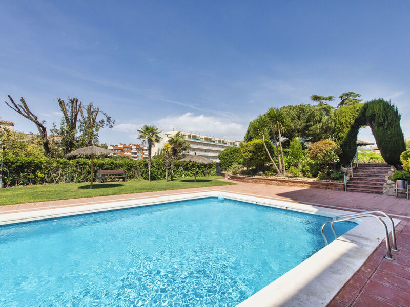 Cosy Lloret