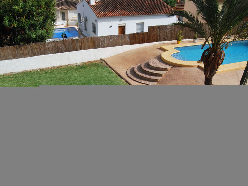 Ferienvilla, Seeblick, privater Pool und Parkplatz