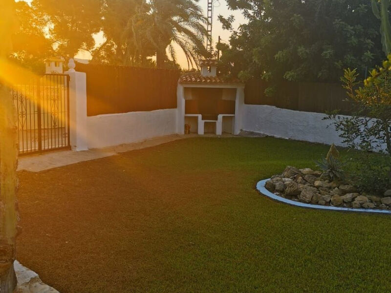 Ferienvilla, Seeblick, privater Pool und Parkplatz