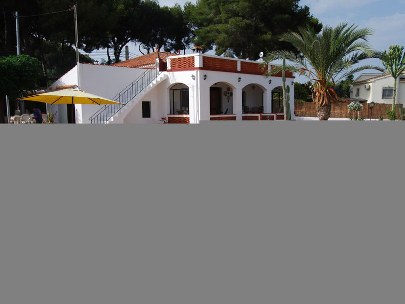 Ferienvilla, Seeblick, privater Pool und Parkplatz