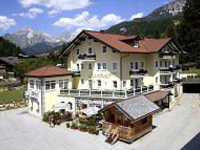 Hotel Jagdhof und Nebenhaus