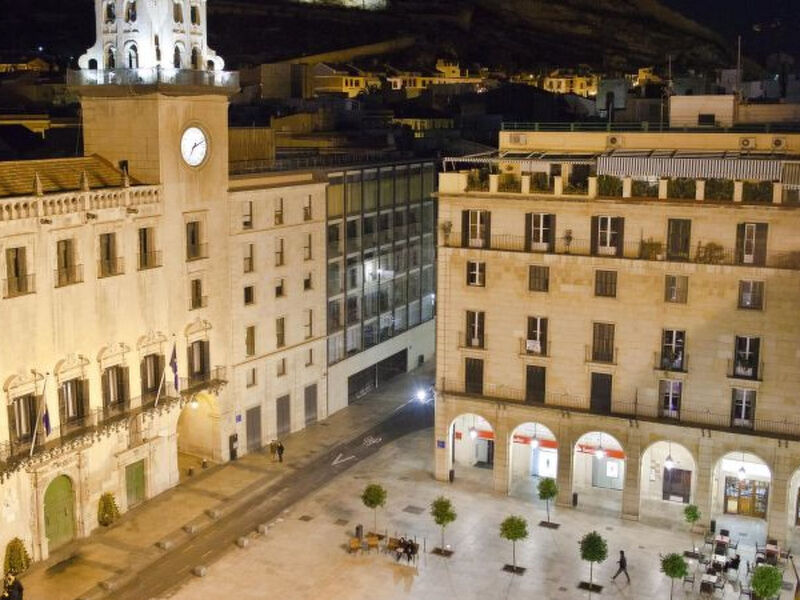 APARTAMENTO POSTIGUET CON BALCON