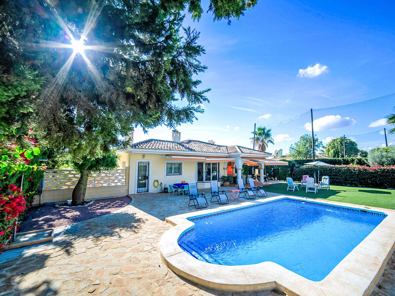 Bonalba Golf, Urb. Los Naranjos