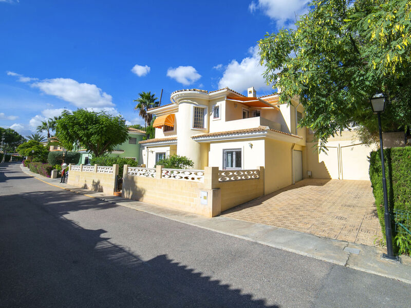 Bonalba Golf, Urb. Los Naranjos