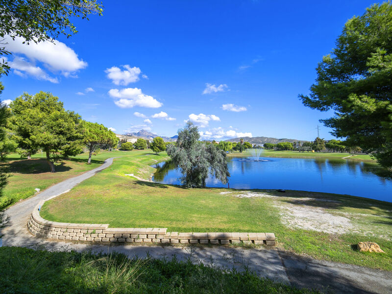 Bonalba Golf, Urb. Los Naranjos
