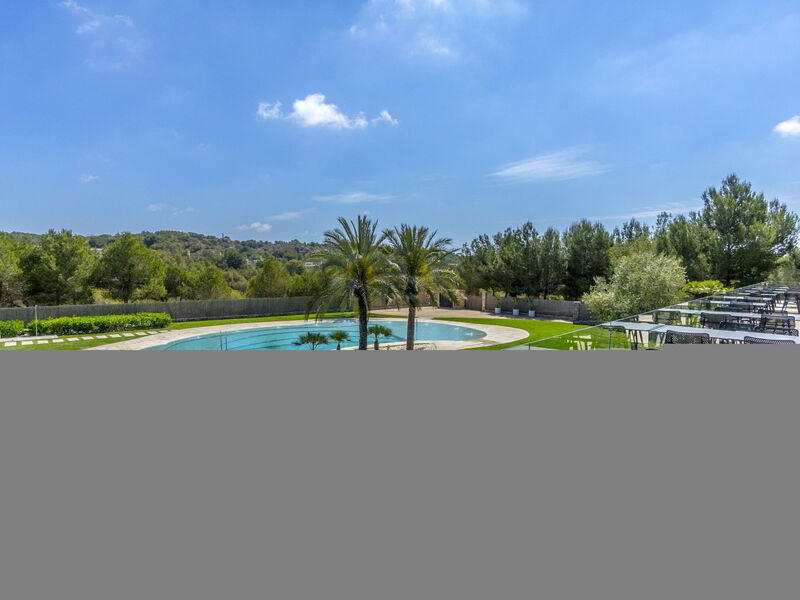 Las Colinas Golf & Country Club