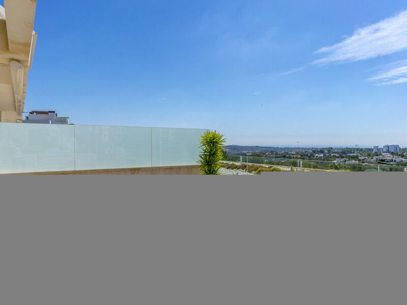 Las Colinas Golf & Country Club