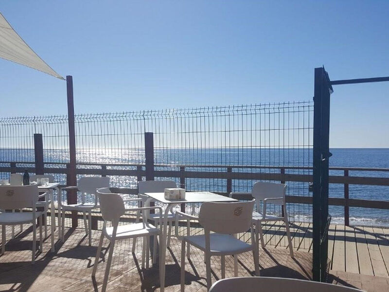 Appartement-Villa, Beach Front