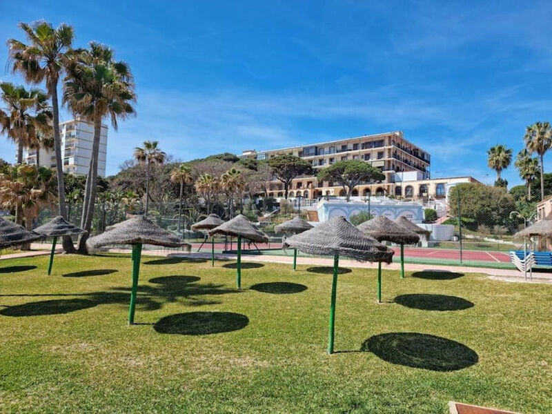 Appartement-Villa, Beach Front