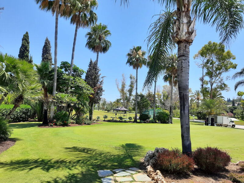Bel Air Gardens