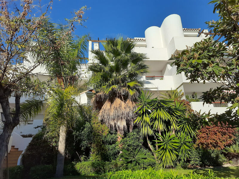 Bel Air Gardens