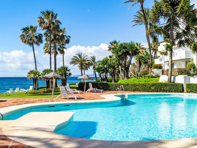 Alcazaba Beach
