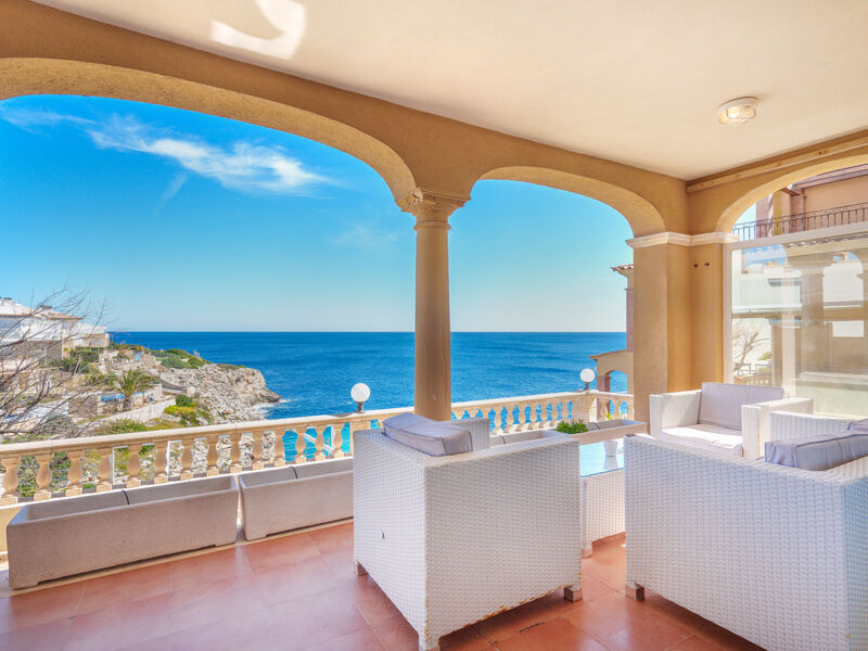 Magrana Over The Sea (Private Pool)