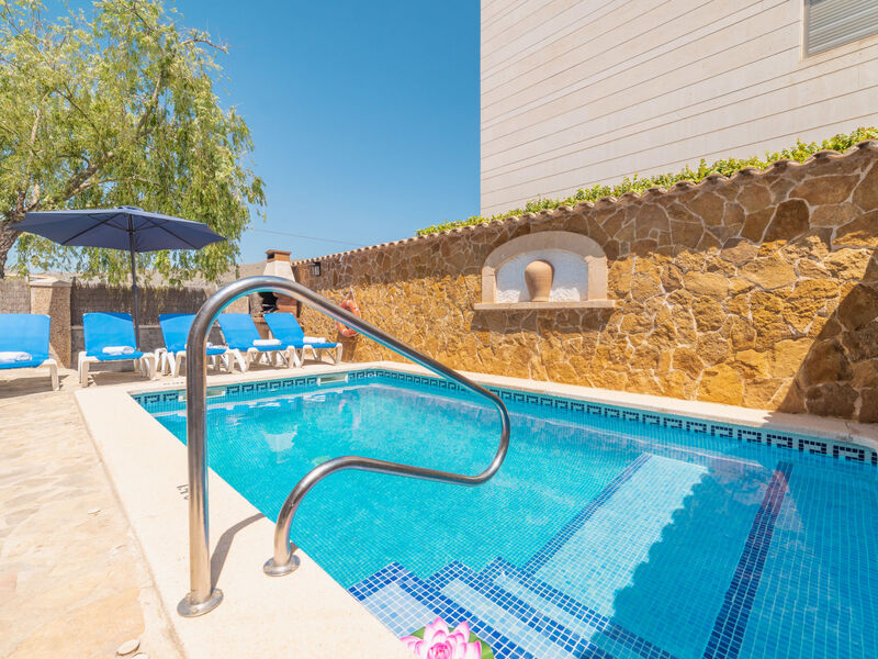 Pintor Beach House