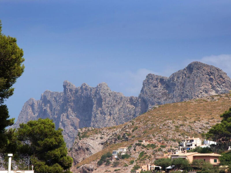 Vila Medina, Cala Sant Vicenç