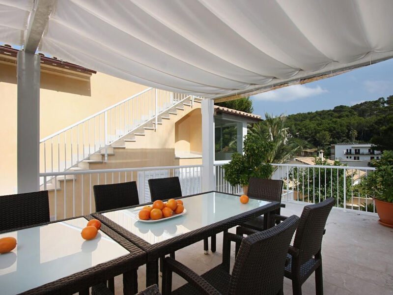 Vila Medina, Cala Sant Vicenç