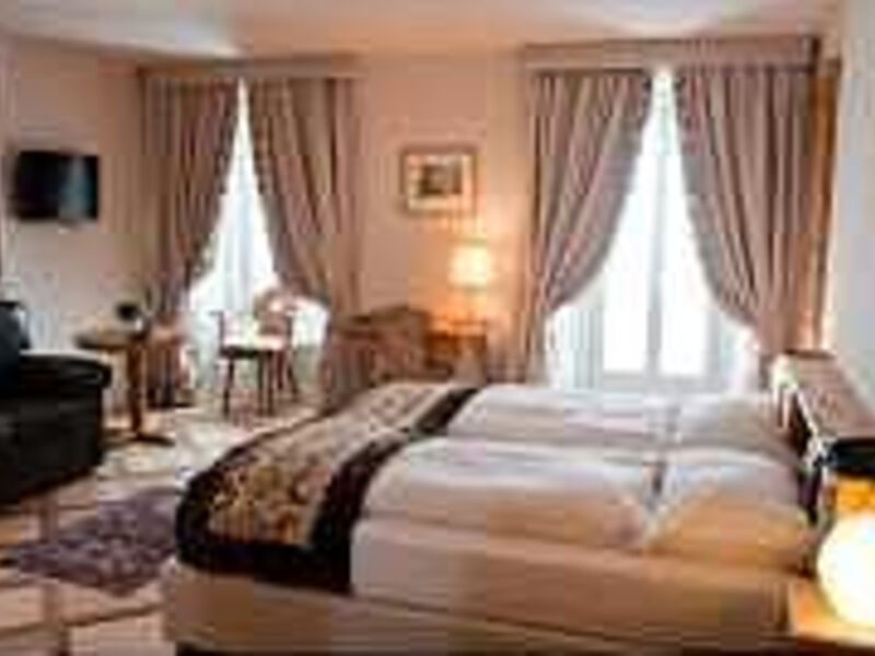 Hotel Bernina 