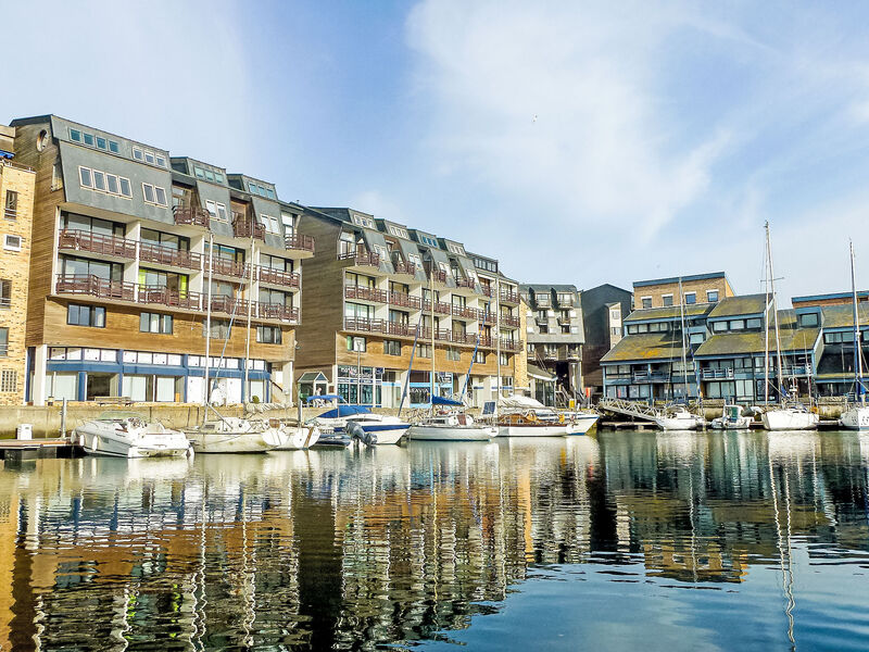 Les Marinas