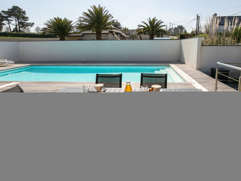 Ferienhaus Mit Pool