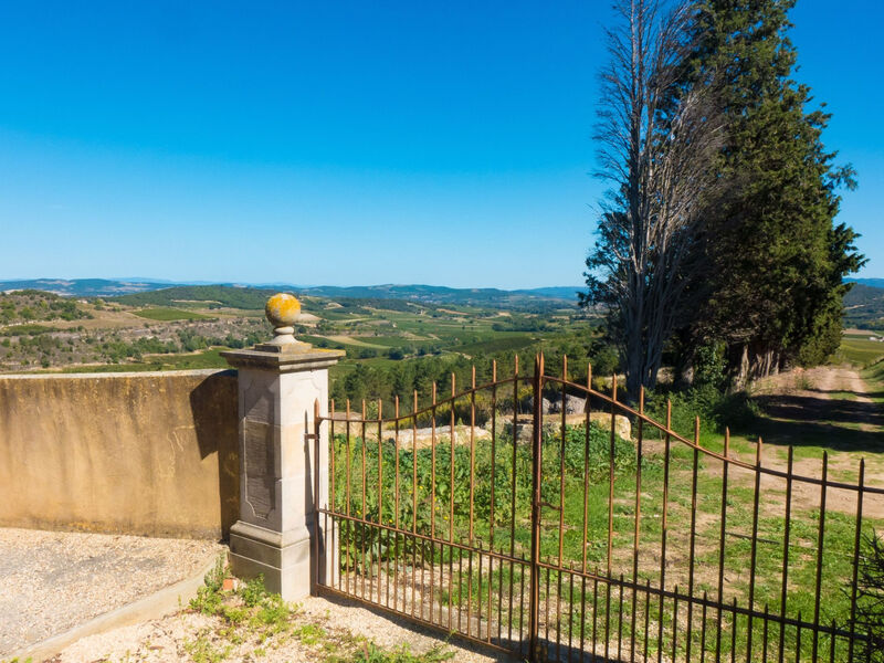 Objekt 2 hochwertige Mas mit privatem Pool und Blick auf die Landschaft