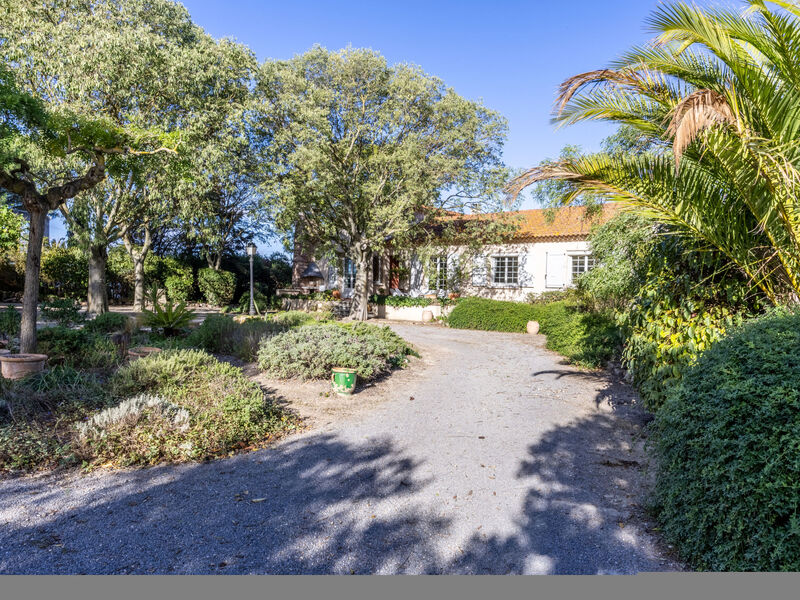 Le Clos Saint Emilie