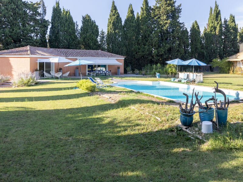 Paradis En Provence