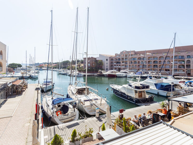 Port De La Gavine I