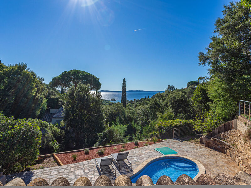 Vila du Canadel