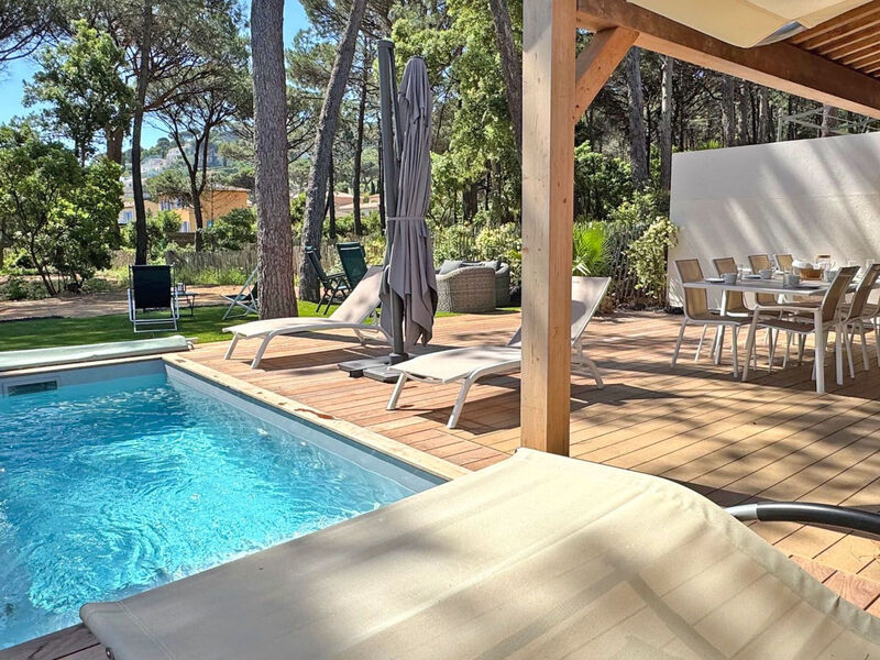 Maison 10 Pers - Piscine privée - Climatisation